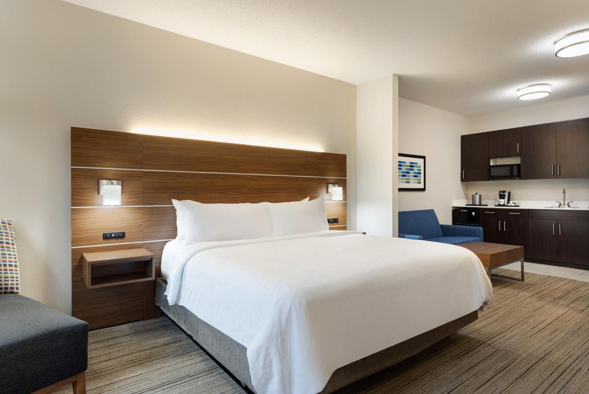 Holiday Inn Express Hotel & Suites Opelika Auburn By Ihg Zewnętrze zdjęcie