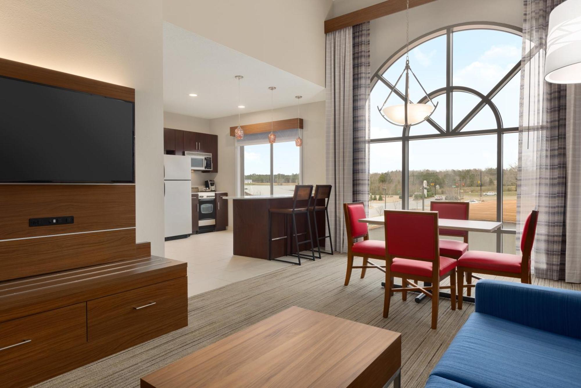 Holiday Inn Express Hotel & Suites Opelika Auburn By Ihg Zewnętrze zdjęcie