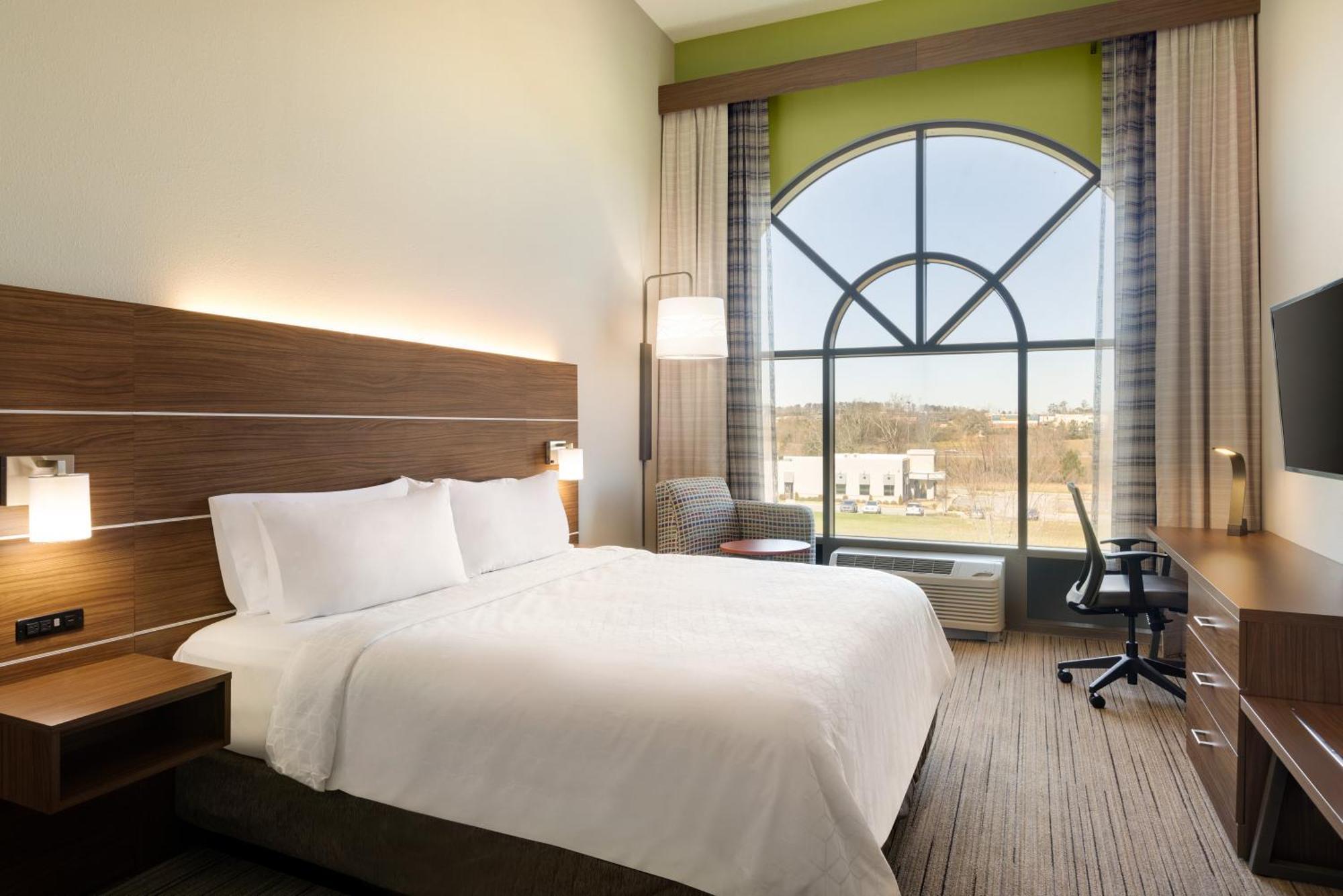Holiday Inn Express Hotel & Suites Opelika Auburn By Ihg Zewnętrze zdjęcie