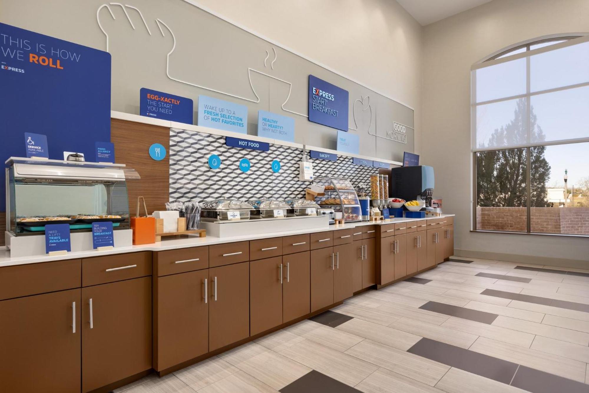 Holiday Inn Express Hotel & Suites Opelika Auburn By Ihg Zewnętrze zdjęcie