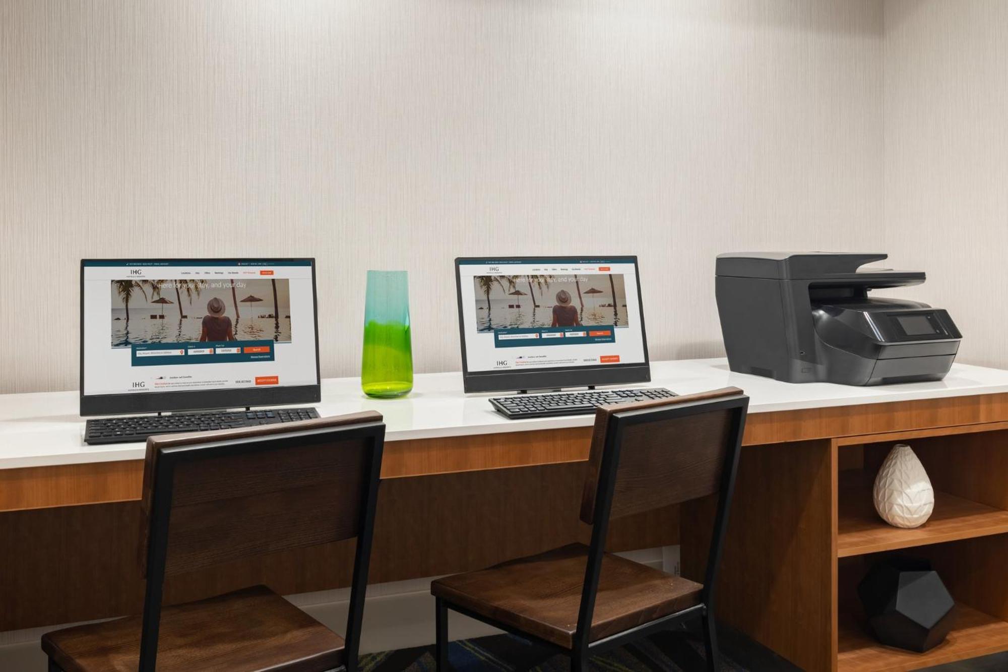 Holiday Inn Express Hotel & Suites Opelika Auburn By Ihg Zewnętrze zdjęcie