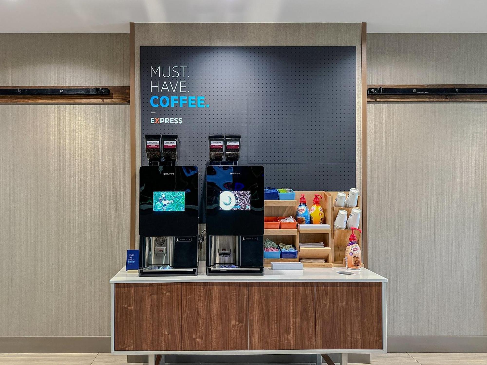 Holiday Inn Express Hotel & Suites Opelika Auburn By Ihg Zewnętrze zdjęcie